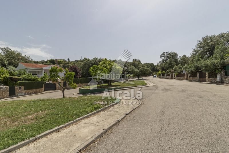 Foto cbb5b780-0f1e-4d23-be3a-bf8b1e227e97. Terrain résidentiel dans Fuentenovilla