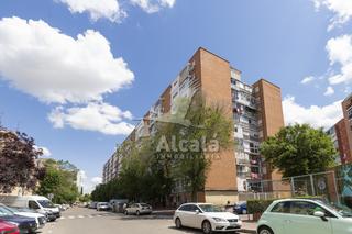 Pis a Chorrillo. Oportunidad piso con terraza y ascensor al lado de la estacion
