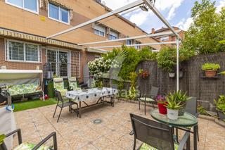 Casa a La Garena. Precioso chalet reformado en la mejor zona de alcala la garena