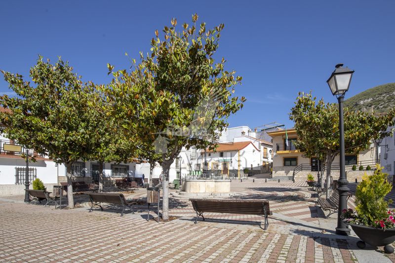 Foto d8fc0dcb-ff04-42b5-8372-9b608989f154. Finca rústica a Valverde de Alcalá