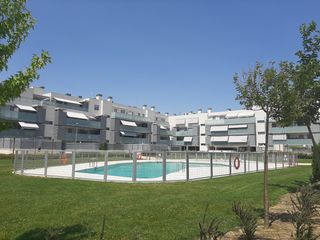 Rent Flat in Los Hueros. Alcalá inmobiliaria te presenta esta estupenda vivienda de alqui