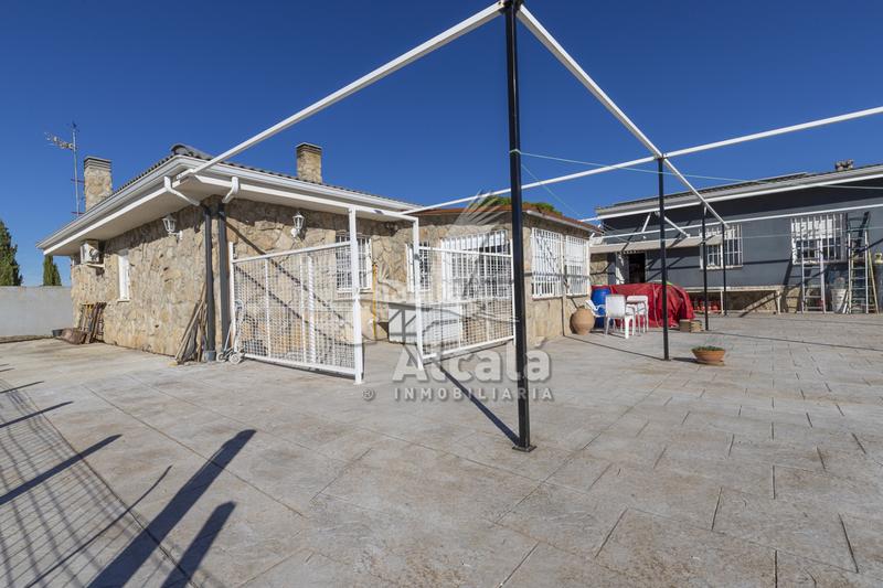 Foto 0186e9b7-a0d4-47d5-afbf-9ed105a97bef. Casa amb calefacció aparcament piscina a Valdeavero