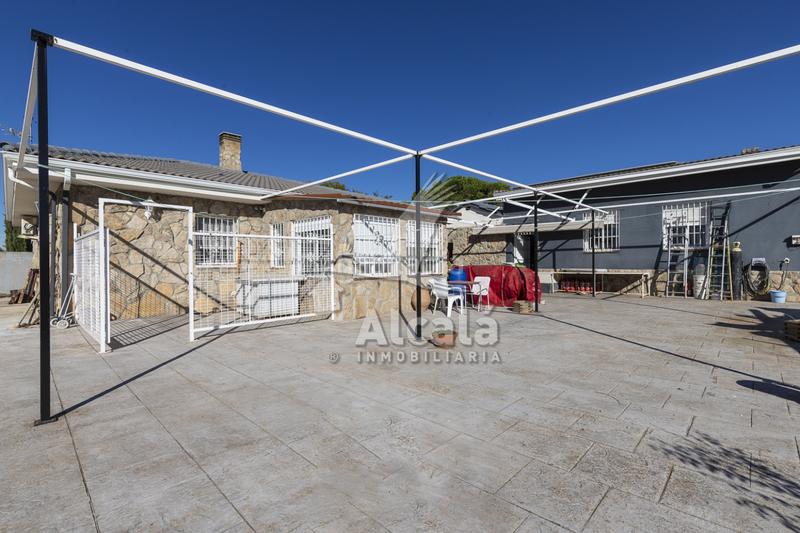 Foto 4d6af5ab-4491-4add-8f53-494a5f52e928. Casa amb calefacció aparcament piscina a Valdeavero