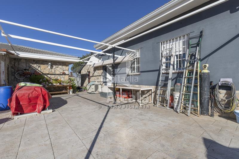 Foto 67f67c89-1ed9-47db-a044-a93843c54305. Casa amb calefacció aparcament piscina a Valdeavero