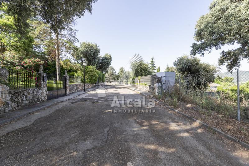 Foto a3c4e0e5-ca38-4cf8-b35f-9f1927efa35a. Terreny residencial a Fuentenovilla