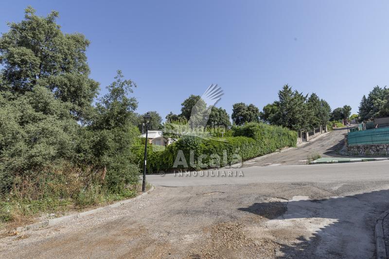 Foto d0716123-fca6-4c20-9386-bf5f5d96715c. Terreny residencial a Fuentenovilla