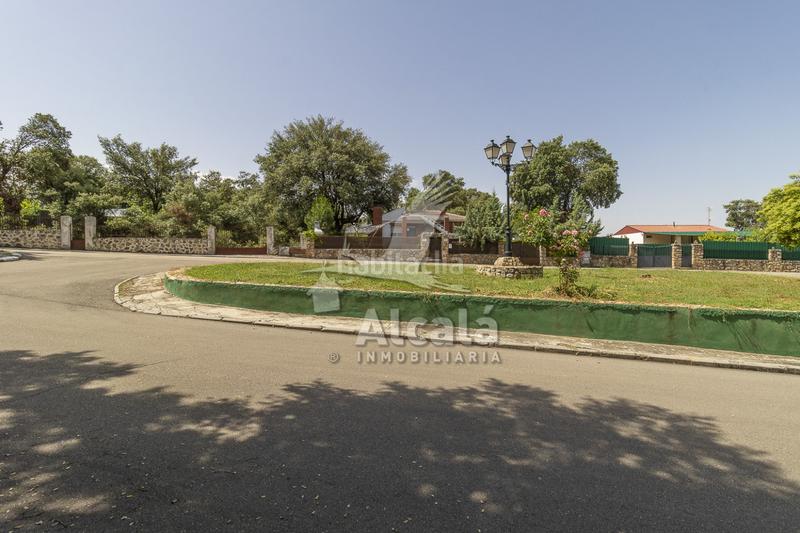 Foto d6f3b712-c5f8-4e27-ab11-dcef9174e976. Terreny residencial a Fuentenovilla