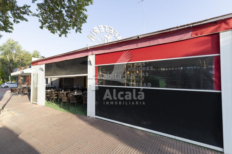 Foto 1350e3a5-15e7-4821-8052-0b8e30b9f6a5. Local comercial oportunidad traspaso de negocio en pleno funcionamiento! en Alcalá de Henares