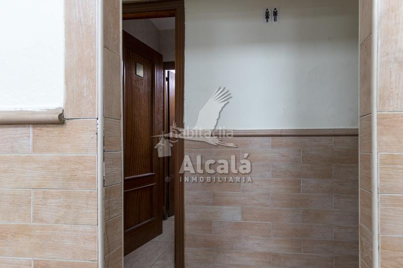 Foto e57f4c22-478a-45e6-93b8-efd19ceb8135. Local comercial oportunidad traspaso de negocio en pleno funcionamiento! en Alcalá de Henares