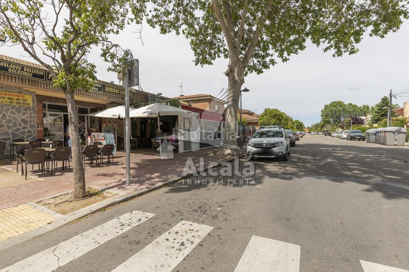 Foto fc97361b-674f-46a5-9d1e-5c7bfc0b6a5e. Local comercial oportunidad traspaso de negocio en pleno funcionamiento! en Alcalá de Henares