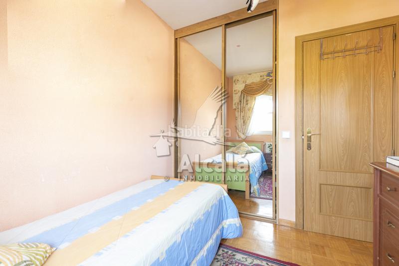 Foto 9b2c19f9-e0f0-4dd5-b972-7fee0e4e91ec. Casa amb calefacció aparcament piscina a Los Hueros Villalbilla