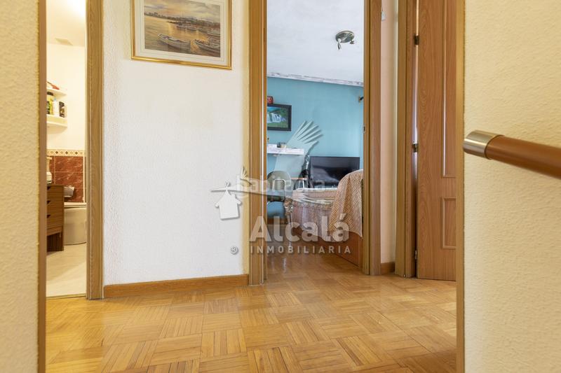 Foto c2638419-7987-42ec-be82-0eefc432a773. Casa amb calefacció aparcament piscina a Los Hueros Villalbilla