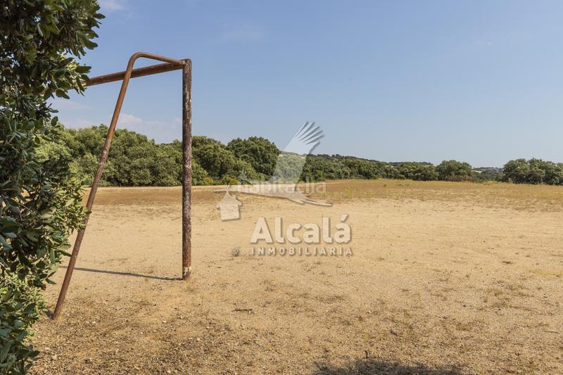 Foto c13b52e5-f181-45a7-adff-b1b39cfeb9f0. Terrain résidentiel dans Valdeaveruelo