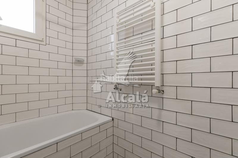 Foto 5fc9f1d3-6039-45f4-9790-59d7829ba1e8. Appartamento con riscaldamento in Reyes Católicos Alcalá de Henares