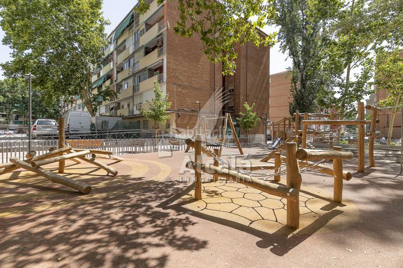 Foto 9e9ed9ea-0fe9-4a6c-9d7c-99b91aaded08. Appartamento con riscaldamento in Reyes Católicos Alcalá de Henares