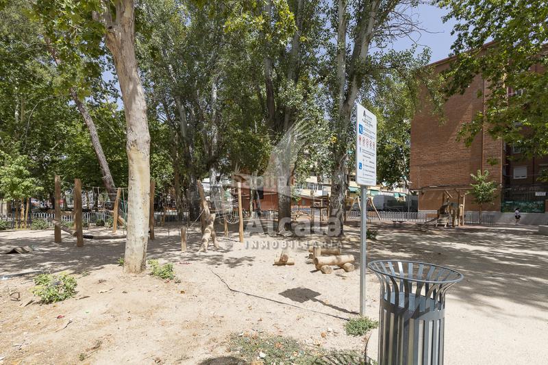 Foto aea6150c-9c64-4800-9af9-8e6b363a1aac. Appartamento con riscaldamento in Reyes Católicos Alcalá de Henares