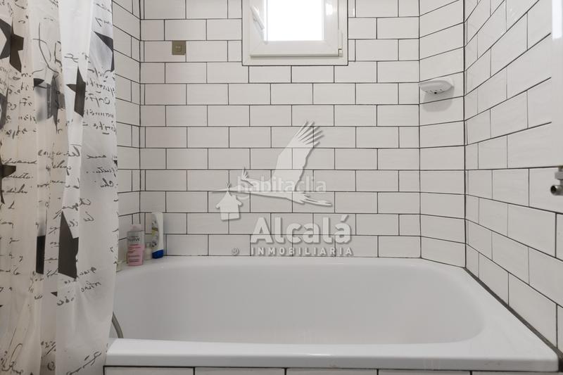 Foto e19c9255-cedf-4be5-b512-0011dd8294ab. Appartamento con riscaldamento in Reyes Católicos Alcalá de Henares