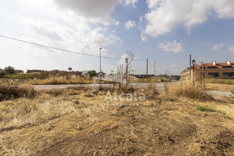 Foto d9fa12b0-8d05-4527-98ad-8ce9ddb1216e. Wohngrundstück in Torrejón del Rey