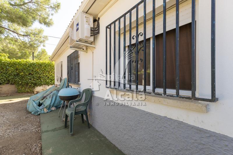 Foto b9258711-6b42-41d8-850c-5e4c0f67e3b9. Casa chalet independiente de una planta pueblo en Pioz