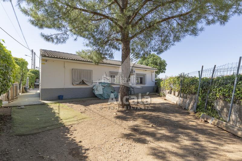 Foto f8d501ea-91ed-4821-9999-390b61e76390. Casa chalet independiente de una planta pueblo en Pioz