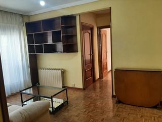 Location Appartement à Chorrillo. Alquiler de vivienda amueblada, próxima a calle torrelaguna, edi