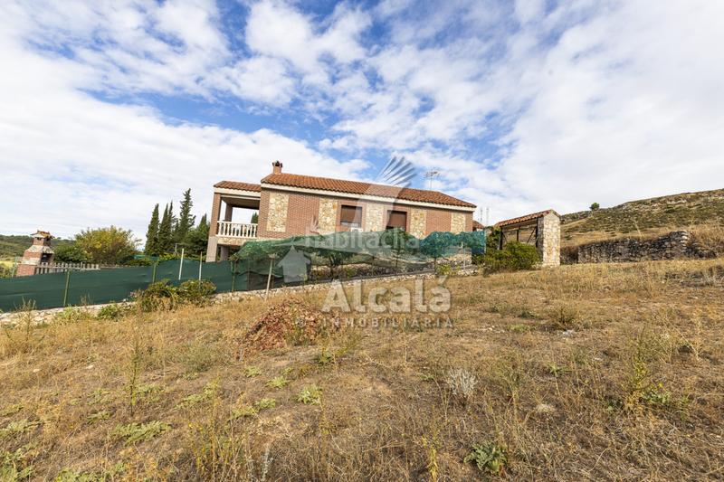 Foto a82ab547-ce4b-4cba-80f7-5b0594118197. Terreno residenziale in Hueva