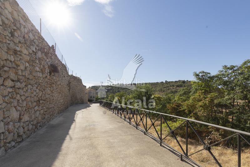 Foto aa6b9fd3-cfb4-464d-b759-50cb7c156690. Terrain résidentiel dans Hueva