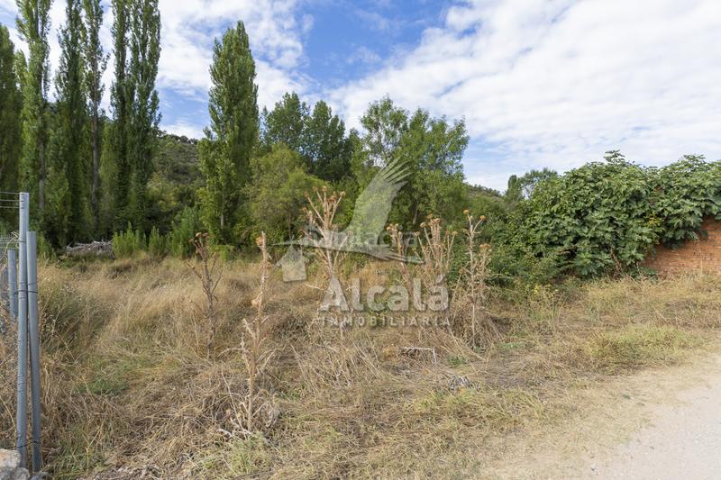 Foto d70a2410-d26b-444e-a4ef-76d407640a91. Terrain résidentiel dans Hueva