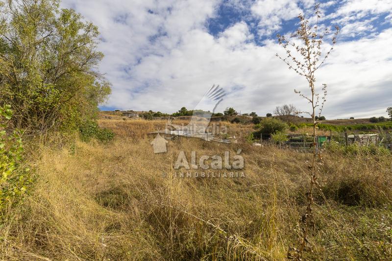 Foto e576d6af-753d-4adb-8212-74d3c1309438. Terrain résidentiel dans Hueva