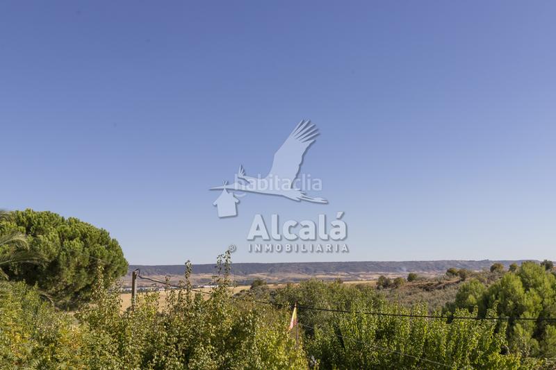 Foto 210b108f-4826-4aea-829c-a5513c354999. Casa bifamiliare con riscaldamento parcheggio in Quer