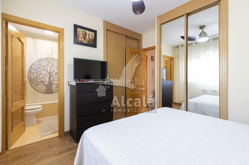 Foto 23c2d741-2ec7-4fdb-ac81-271a484f3dd5. Casa bifamiliare con riscaldamento parcheggio in Quer