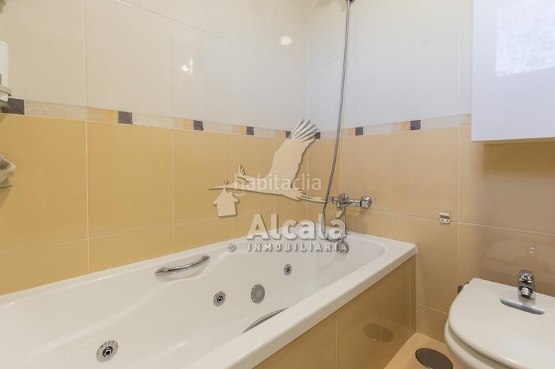 Foto 2610771c-5ec5-409e-9b63-70bcc4d92f4e. Casa bifamiliare con riscaldamento parcheggio in Quer