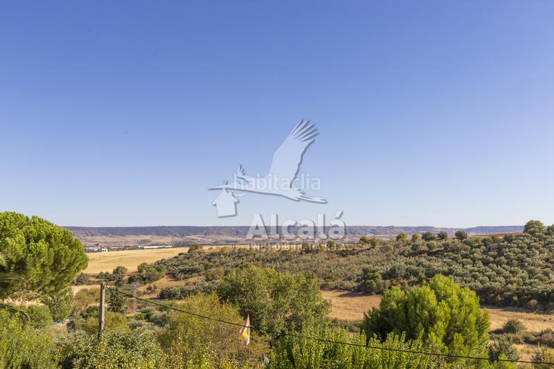 Foto 3755b29a-cbed-442c-9653-4bf5c3855bd3. Casa bifamiliare con riscaldamento parcheggio in Quer