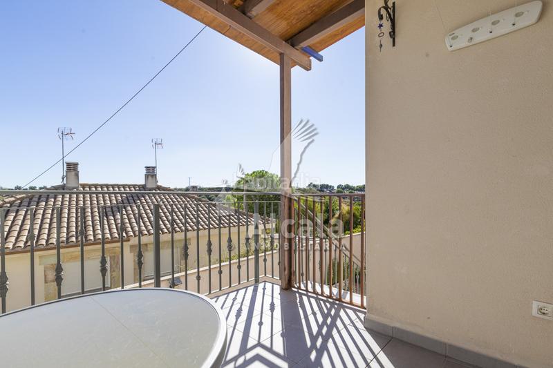 Foto 6c37f4fa-764d-4b98-a9f2-29174bb489ce. Casa bifamiliare con riscaldamento parcheggio in Quer