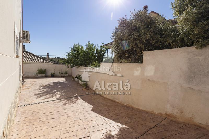 Foto b2cbbaa1-9f41-4ed5-9506-46907706efe6. Casa bifamiliare con riscaldamento parcheggio in Quer