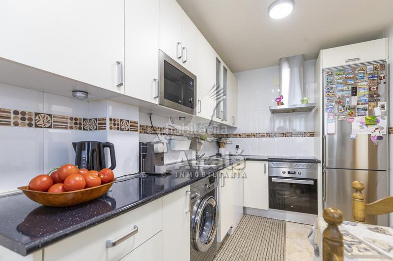 Foto b33f7049-2909-4468-b71c-db992a21d224. Casa bifamiliare con riscaldamento parcheggio in Quer