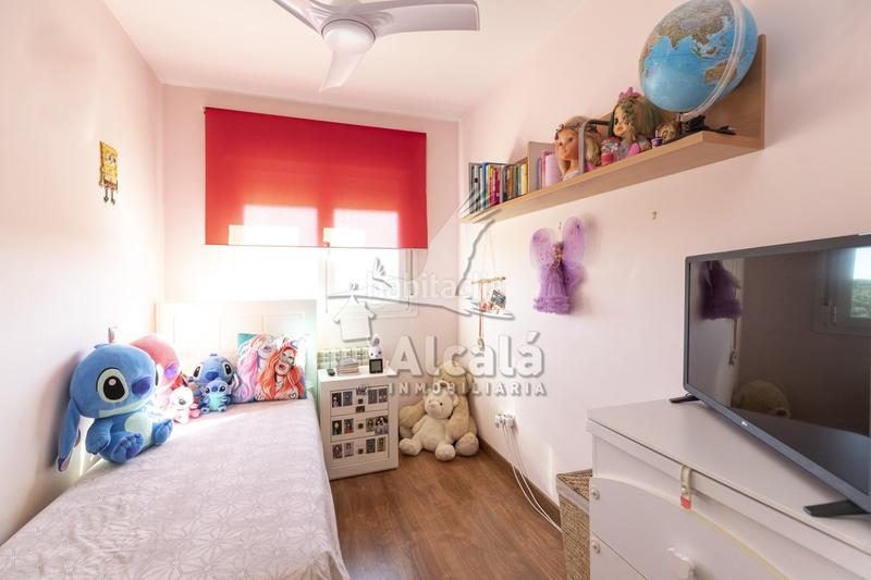 Foto baaa26ec-d8e6-4bdd-b973-fc4322e0f3fe. Casa bifamiliare con riscaldamento parcheggio in Quer