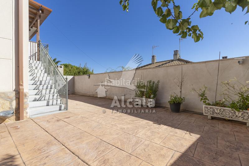 Foto c18833e4-7a10-4382-b572-b5185829d641. Casa bifamiliare con riscaldamento parcheggio in Quer