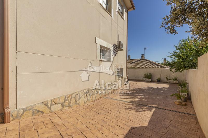 Foto ce2169cf-845f-4120-a70f-49c8a70cab5e. Casa bifamiliare con riscaldamento parcheggio in Quer