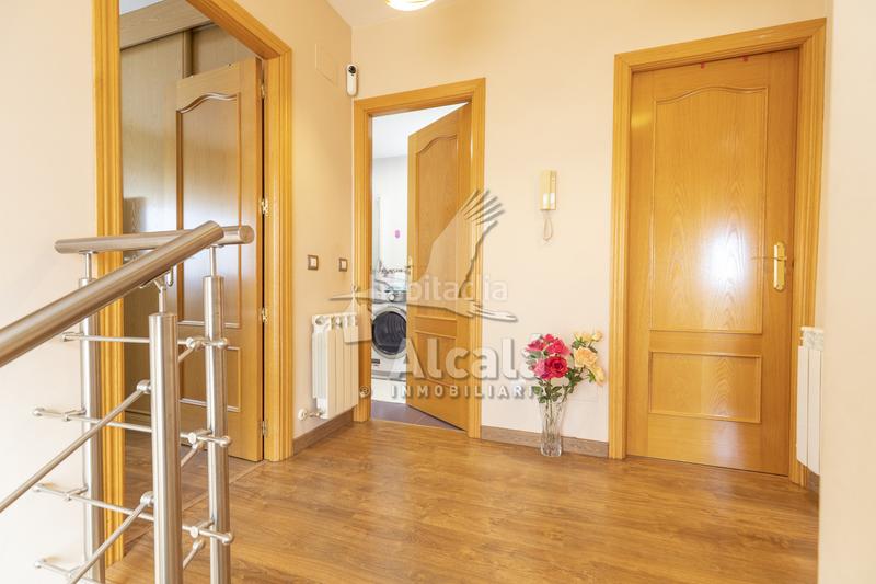 Foto e6075a0a-9826-4496-a01a-17b269777a23. Casa bifamiliare con riscaldamento parcheggio in Quer