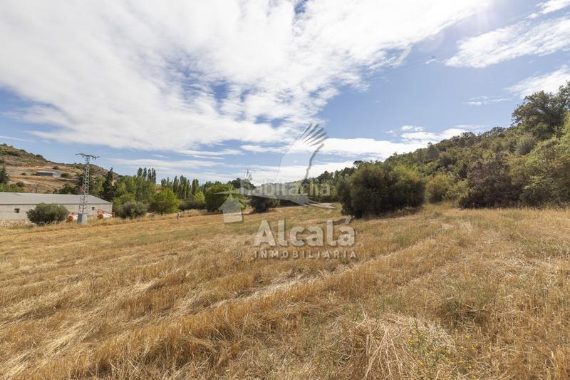 Foto 359ace2e-fab7-4634-a961-030eebc64b37. Terreno residenziale in Hueva
