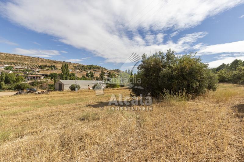 Foto 3fba2099-fafc-4d8d-af7c-cddf5759dfed. Terreno residenziale in Hueva