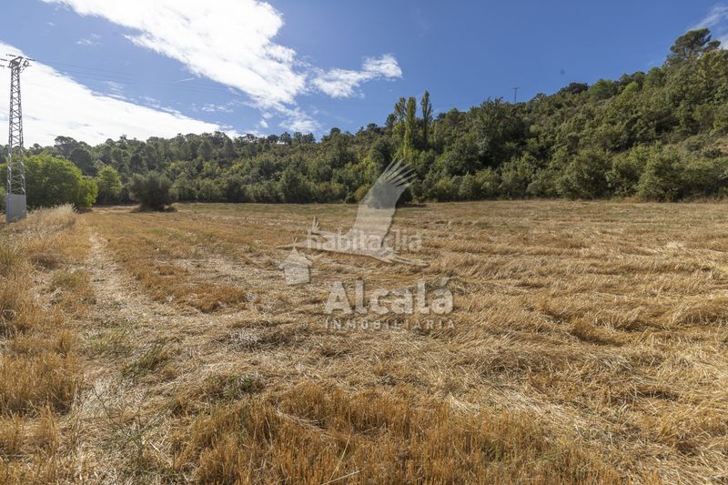 Foto 516cf6f3-a7b1-499c-8b0c-4d9bf6dc3ed5. Finca rústica a Hueva