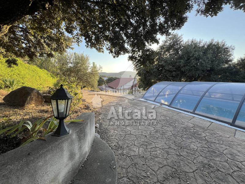 Foto 4c18b6e0-7be7-4eb5-b6aa-7ef7669c7f44. Casa exclusivo chalet independiente madrid en Ambite