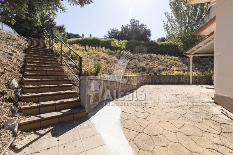 Foto 8399f38d-7048-47e0-8539-75a8c08a99ef. Casa exclusivo chalet independiente madrid en Ambite