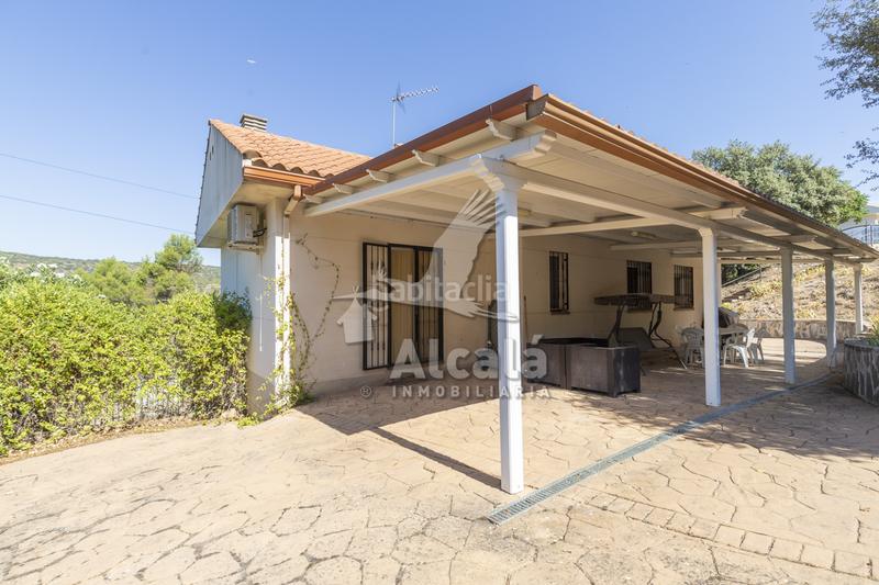 Foto 932aa8b3-a16b-4bfb-9787-649f201c6874. Casa exclusivo chalet independiente madrid en Ambite