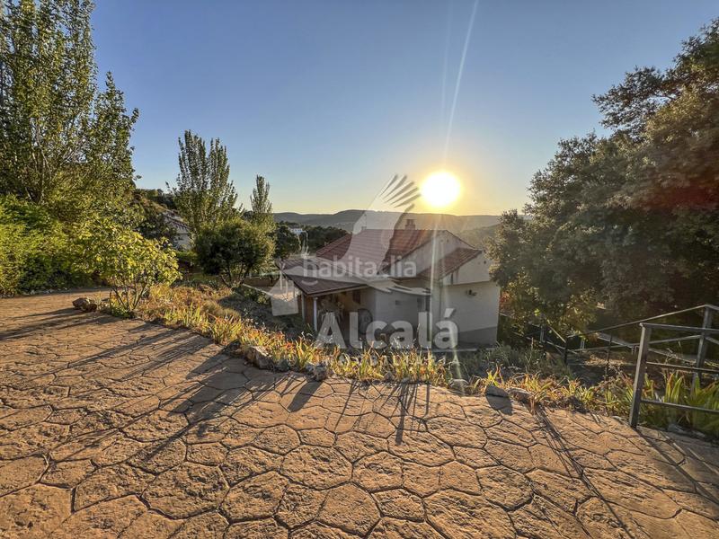 Foto 983797b3-b9b5-4323-8e87-2b5fbc35f984. Casa exclusivo chalet independiente madrid en Ambite