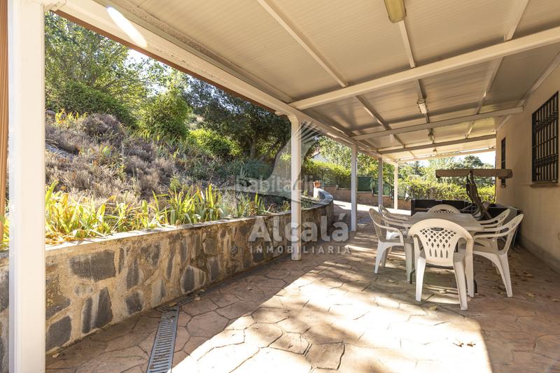 Foto a2a510b4-9780-494a-8f6c-5e4b9e3e3231. Casa exclusivo chalet independiente madrid en Ambite