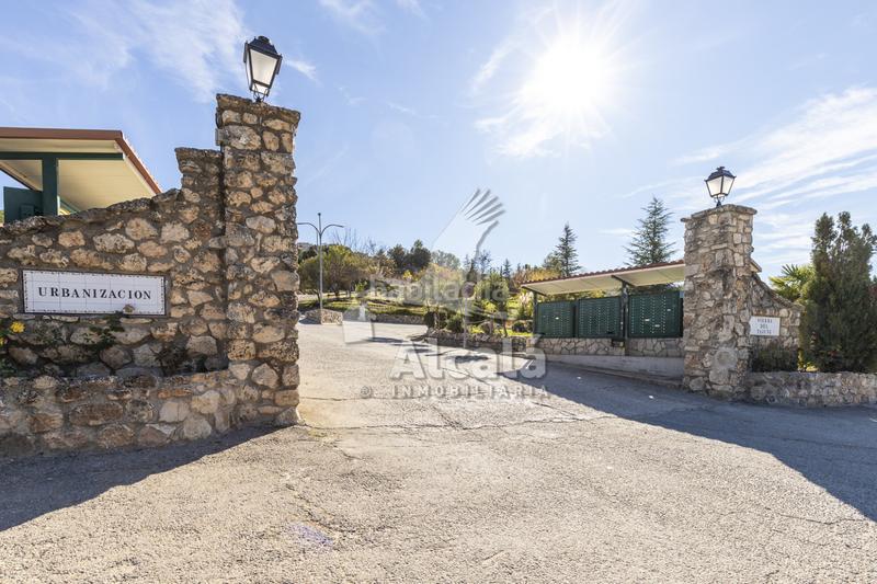 Foto c25987b0-f351-4530-850d-3b3ad852e2f5. Casa exclusivo chalet independiente madrid en Ambite