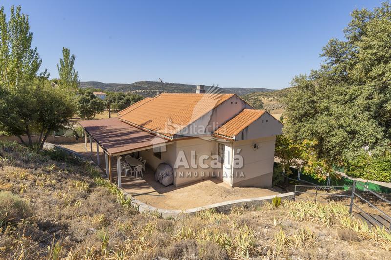 Foto e56b7ea9-f873-4e3e-9e60-ddc45f940370. Casa exclusivo chalet independiente madrid en Ambite